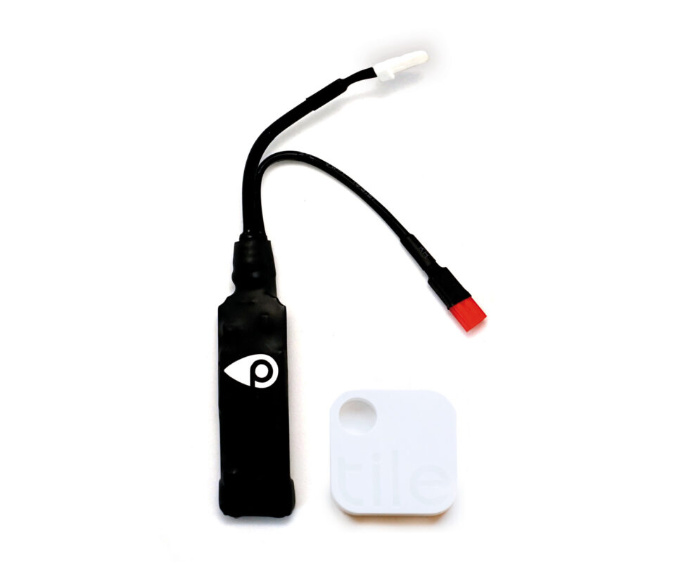 Ein echter GPS-Tracker wie GPS-Tracker ist aufgrund seiner hochwertigen Komponenten größer als ein Bluetooth-Ortungschip